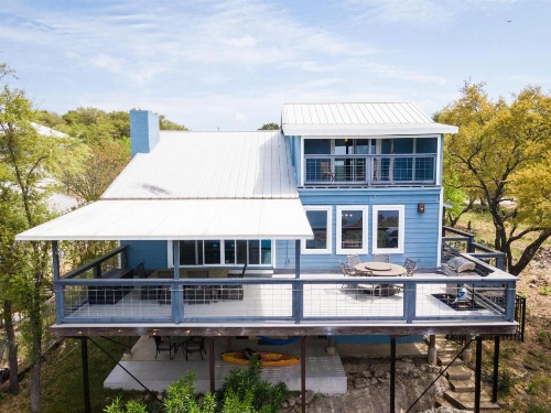 Lakeside Villa image 25